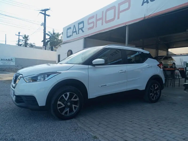 Nissan Kicks 1.6 S CVT (Flex)