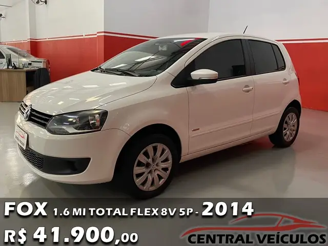 Carro Volkswagen Fox 2014 1.6 VHT (Flex)