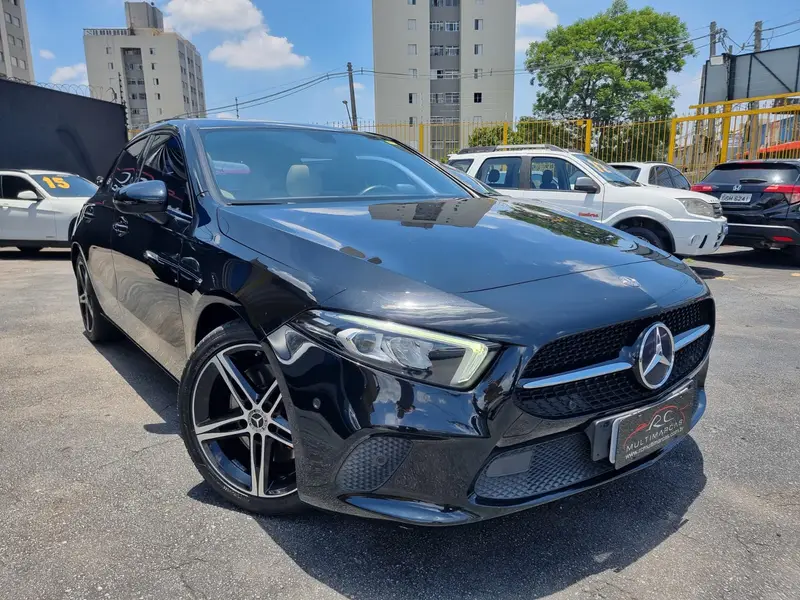 Mercedes-Benz A 250 2.0 Turbo A 250 Launch Edition