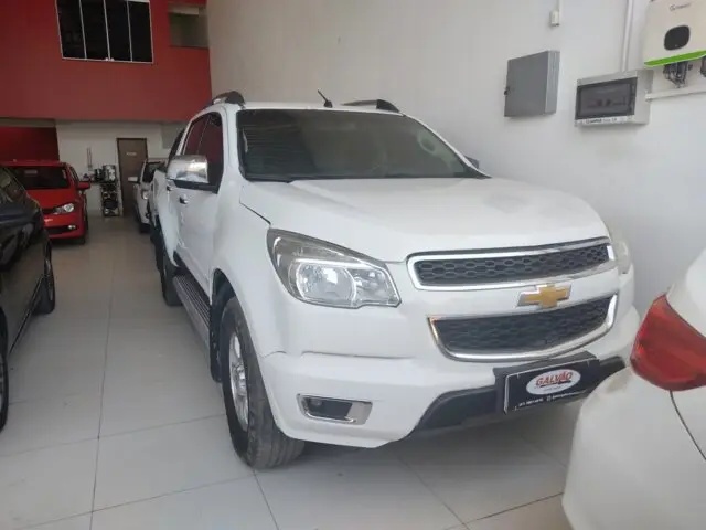 Carro Chevrolet S10 Cabine Dupla 2013 S10 LT 2.4 4x2 (Cab Dupla) (Flex)