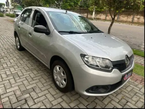 Renault Logan Authentique 1.0 12V SCe (Flex)