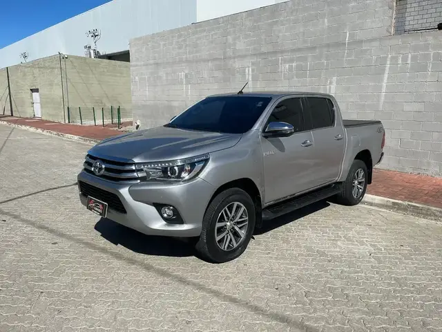 Carro Toyota Hilux Cabine Dupla 2018 Hilux 2.8 16v TDI SRV CD 4x4 (Aut)