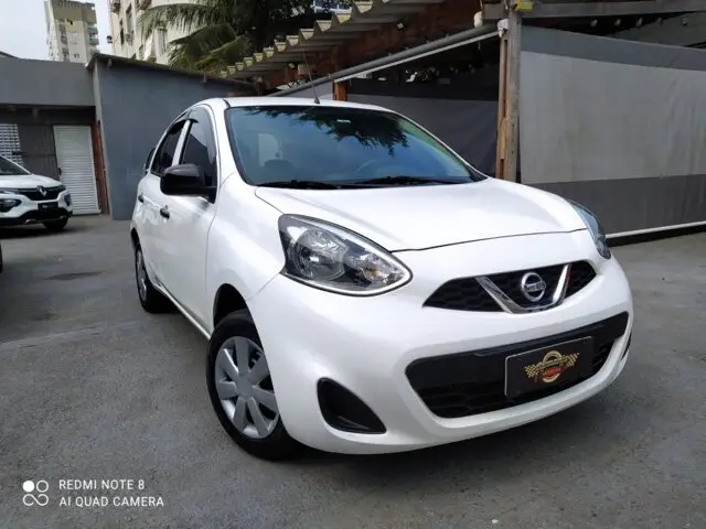 Nissan March 1.0 12V S (Flex)