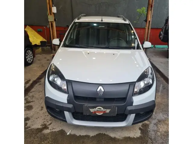 Renault Sandero Stepway 1.6 16V Hi-Flex (aut)