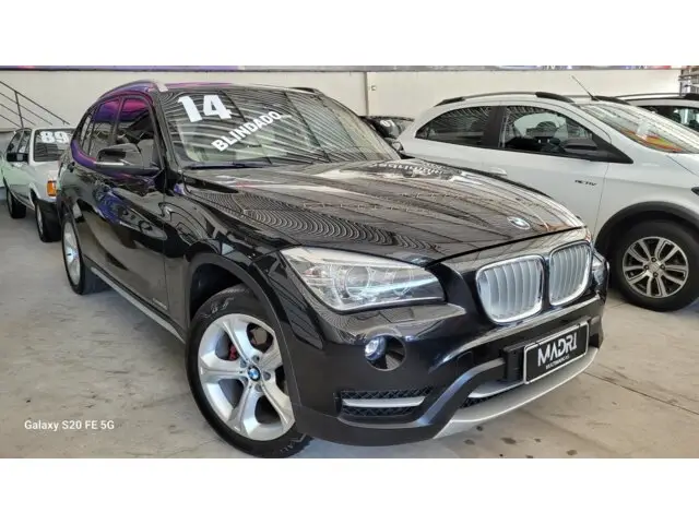 Carro BMW X1 2014 2.0 sDrive20i (Aut)