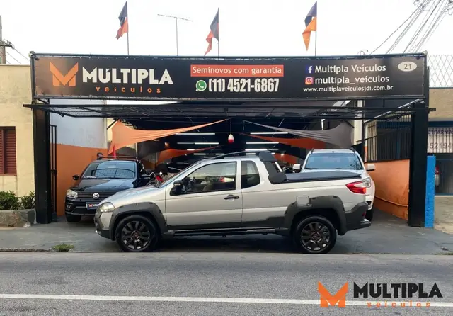Carro Fiat Strada 2016 Adventure 1.8 16V (Flex) (Cabine Estendida)