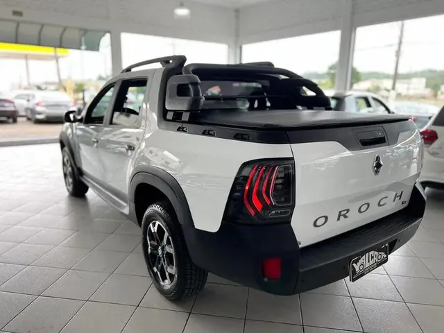 Carro Renault Oroch 2024 Outsider 1.3 TCe (Flex) (Aut.)