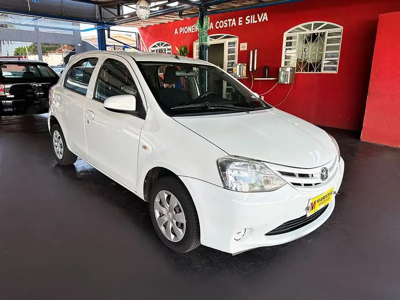 Toyota Etios X 1.3 (Flex)