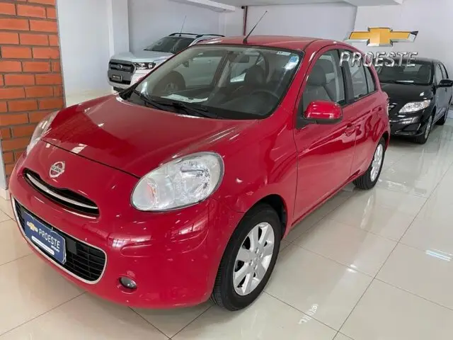 Carro Nissan March 2014 1.0 16V S (Flex)