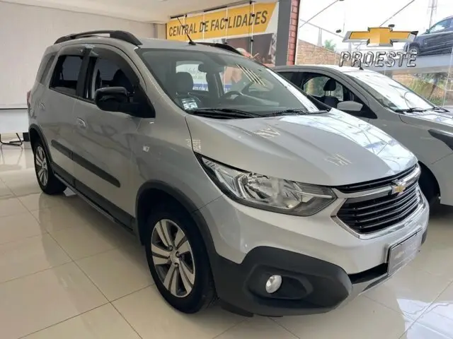 Carro Chevrolet Spin 2020 Activ 1.8 (Flex) (Aut)