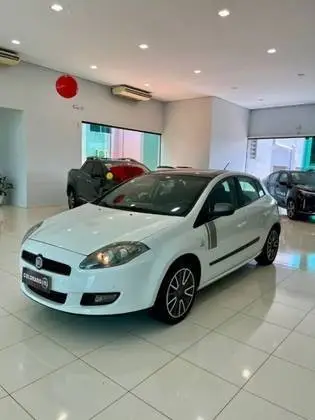 Carro Fiat Bravo 2013 Sporting 1.8 16V Dualogic (Flex)