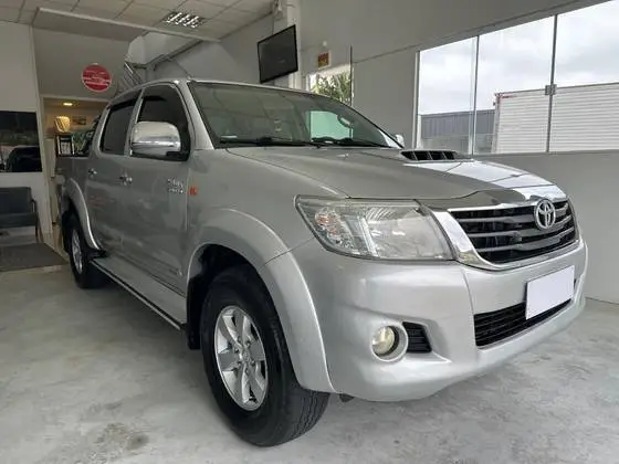 Carro Toyota Hilux SW4 2014 3.0 TDI 4x4 SR 5L