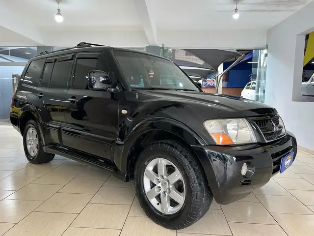 Carro Mitsubishi Pajero Full 2006 3.2 DI-D 5D HPE 4WD