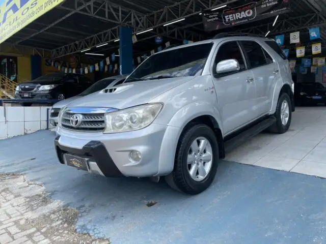 Carro Toyota Hilux SW4 2009 SRV 4x4 3.0 Turbo  (aut)2