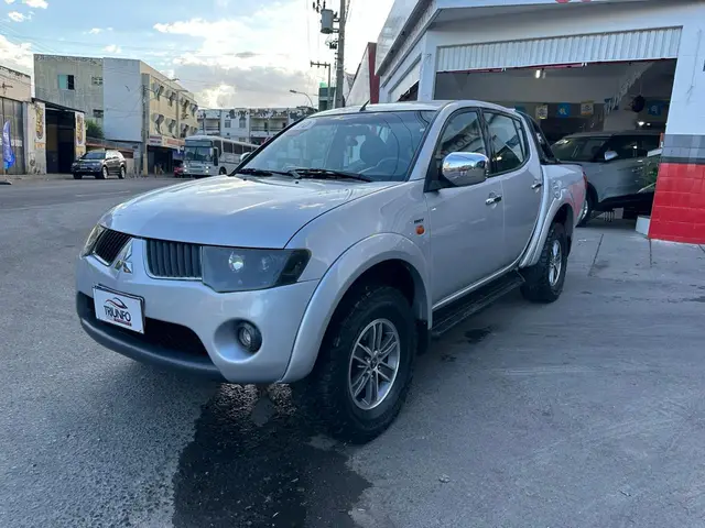 Carro Mitsubishi L200 Triton Sport 2010 L 200 Triton HPE 4x4 3.2 (aut) (cab. dupla)