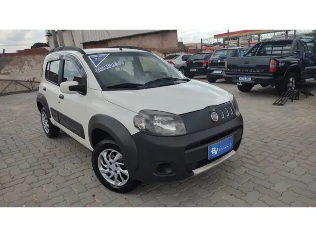 Carro Fiat Uno 2014 Way 1.0 8V (Flex) 4p