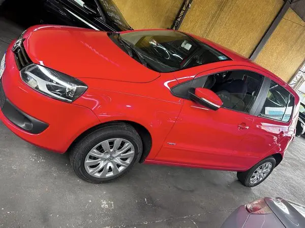 Carro Volkswagen Fox 2014 1.6 VHT (Flex)