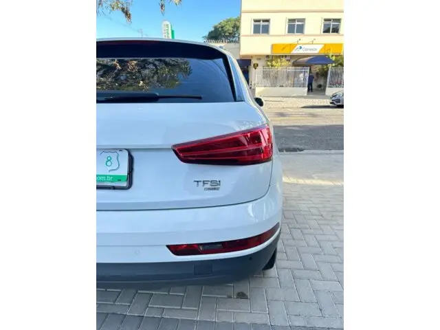 Carro Audi Q3 2017 1.4 TFSI Ambiente S Tronic