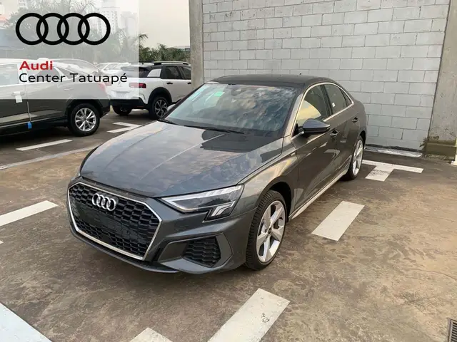 Carro Audi A3 2023 S-Line 2.0