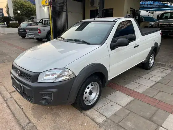 Carro Fiat Strada 2014 Working 1.4 (Flex)