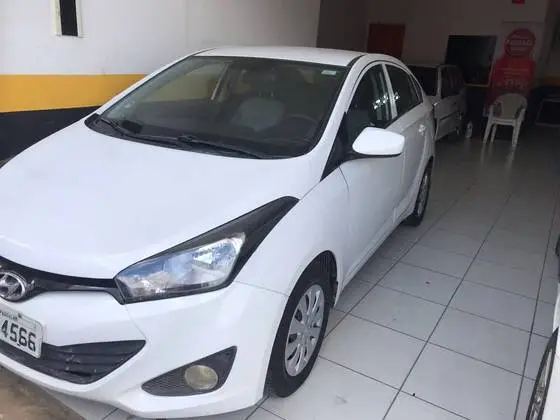 Carro Hyundai HB20S 2014 1.0 Comfort Style (Flex)