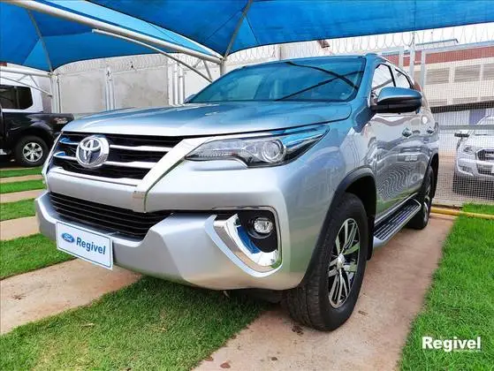 Carro Toyota SW4 2019 2.8 TDI SRX 7L 4x4 (Aut) (Diesel)