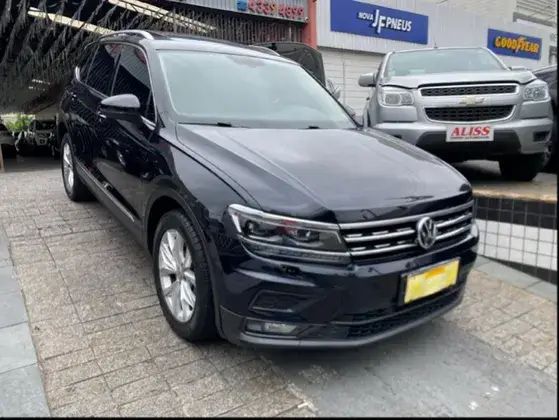 Carro Volkswagen Tiguan 2019 1.4 250 TSI Allspace Comfortline