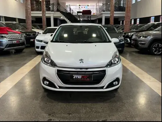 Peugeot 208 Active Pack 1.2 12V (Flex)