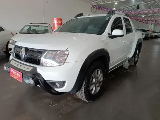Carro Renault Duster Oroch 2020 2.0 16V Dynamique (Flex)