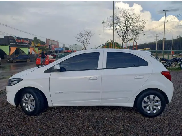 Carro Chevrolet Onix 2019 1.0 LT SPE/4