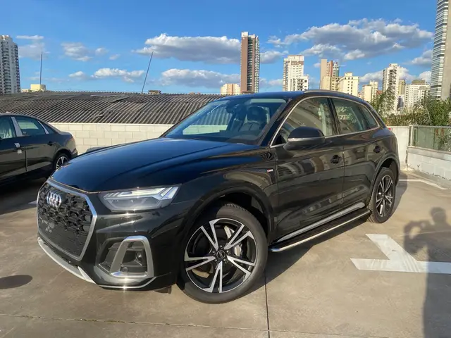 Carro Audi Q5 2023 S-line 2.0 TFSI quattro S tronic (Aut)