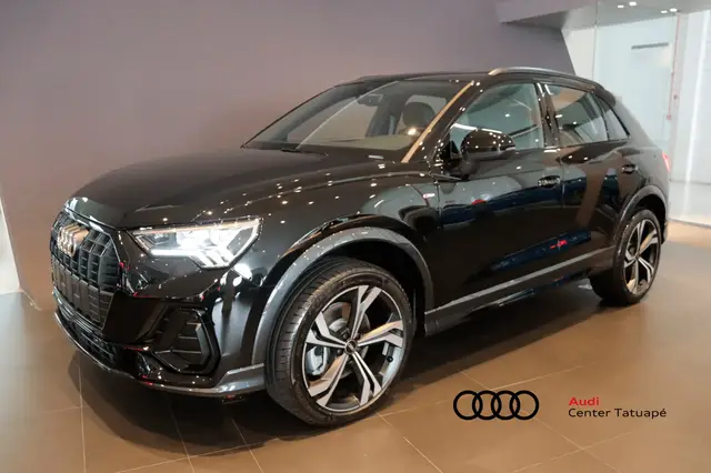 Carro Audi Q3 2023 Performance Black 2.0