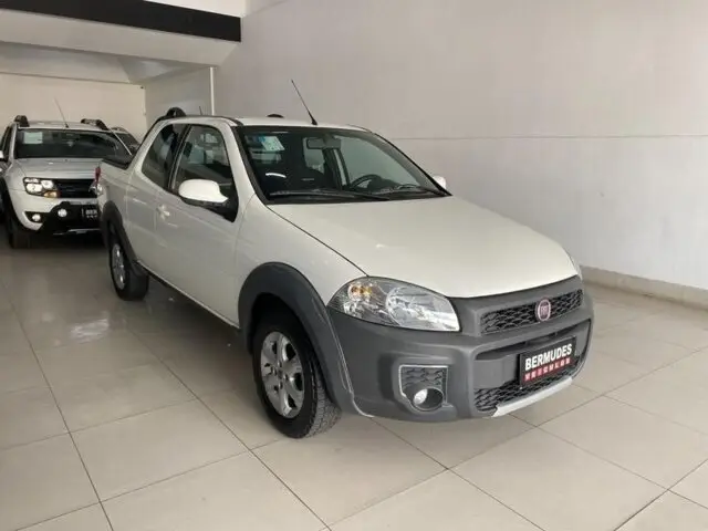 Carro Fiat Strada 2019 Freedom 1.4 CD (Flex)