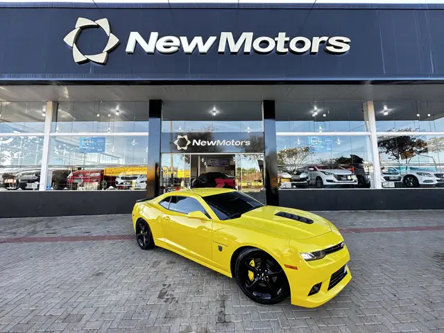 Carro Chevrolet Camaro 2014 SS 6.2