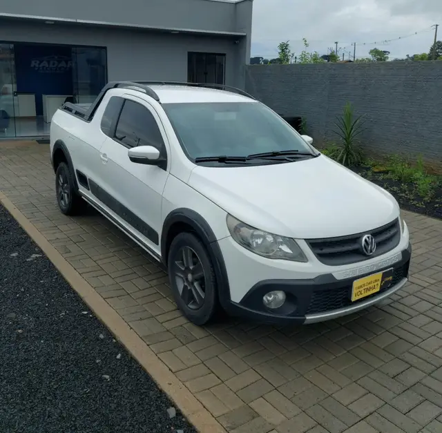 Carro Volkswagen Saveiro 2013 Cross 1.6 (Flex) (cab. estendida)