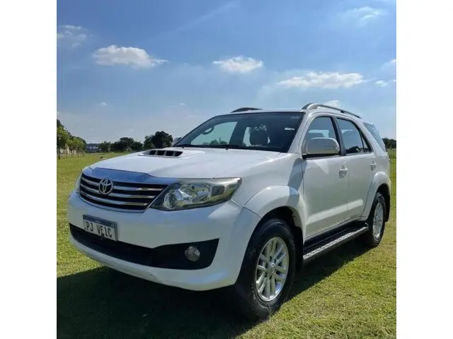 Carro Toyota Hilux Cabine Dupla 2012 Hilux 3.0 TDI 4x4 CD SRV (Aut)