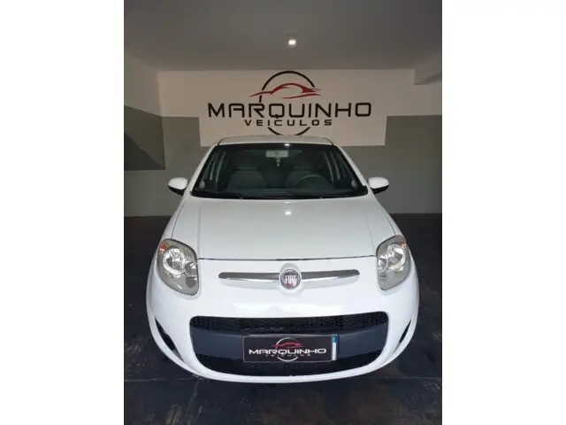 Carro Fiat Palio 2013 Attractive 1.0 8V (Flex)