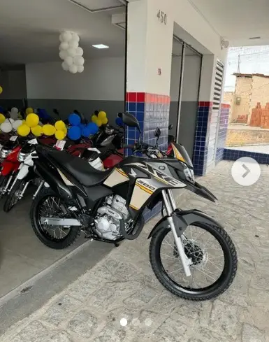 Carro Honda XRE 300 2024 Adventure