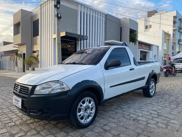 Carro Fiat Strada 2013 Working 1.4 (Flex)