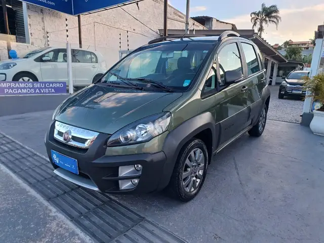 Carro Fiat Idea 2016 Adventure Locker 1.8 (Flex)