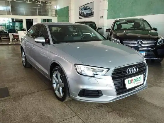 Carro Audi A3 2017 1.4 TFSI Ambiente Tiptronic (Flex)
