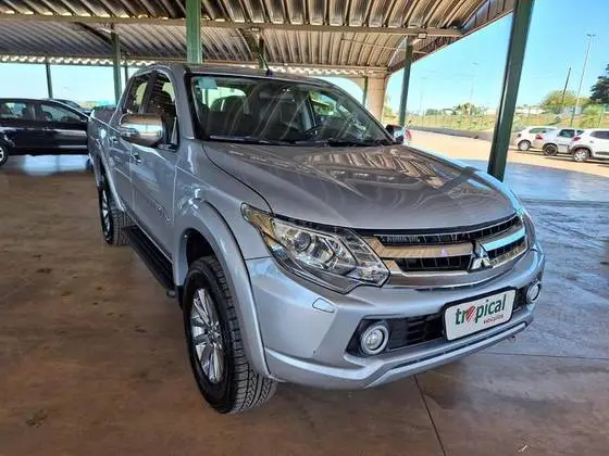Carro Mitsubishi L200 Triton Sport 2019 Sport 2.4 DID-H HPE-S Top 4WD (Aut)