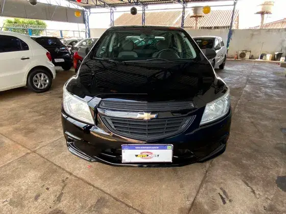 Carro Chevrolet Onix 2015 1.0 LS SPE/4