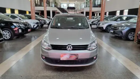 Carro Volkswagen Fox 2013 1.6 VHT I-Motion (Flex)