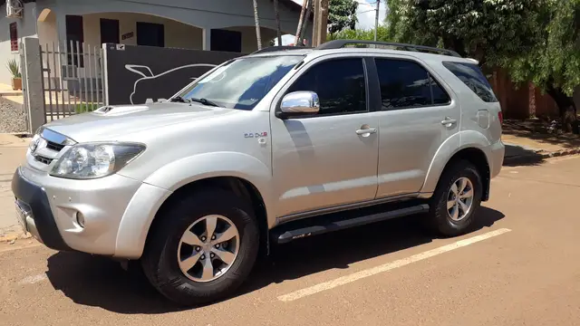Carro Toyota Hilux SW4 2008 SRV 4x4 3.0 Turbo  (aut)