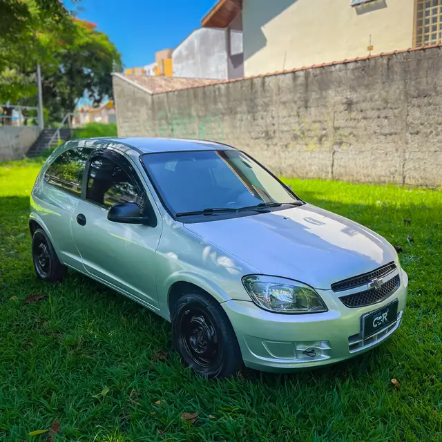 Carro Chevrolet Celta 2013 LS 1.0 (Flex) 2p
