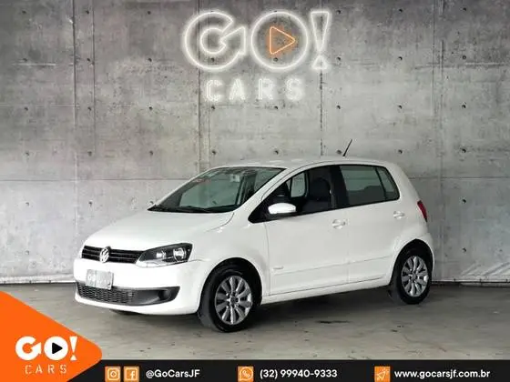 Carro Volkswagen Fox 2014 1.6 VHT (Flex)