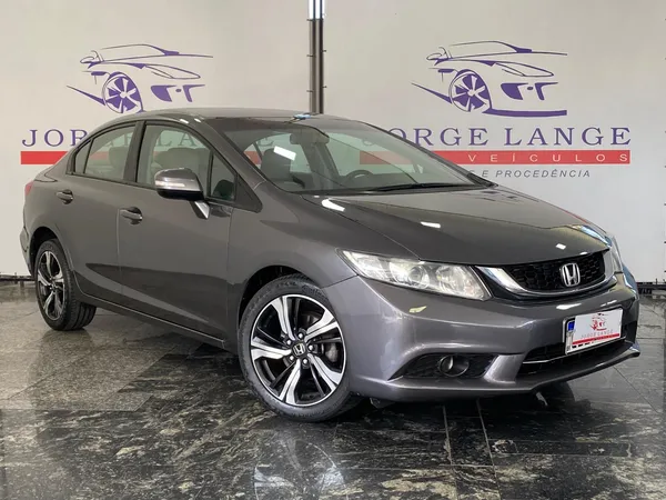 Honda Civic 2016 em Lages