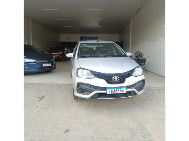 Carro Toyota Etios Sedan 2019 X 1.5 (Aut) (Flex)