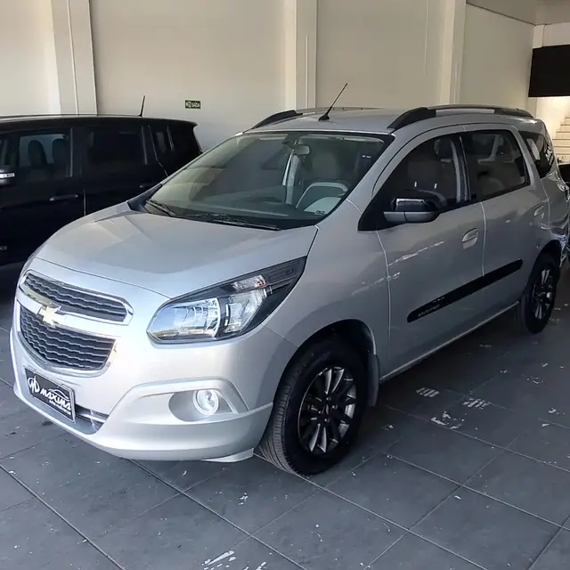 Carro Chevrolet Spin 2015 LTZ 7S 1.8 (Flex)